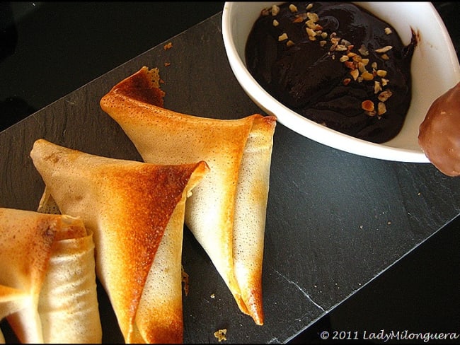 Bricks aux pommes et poires et leur sauce au chocolat