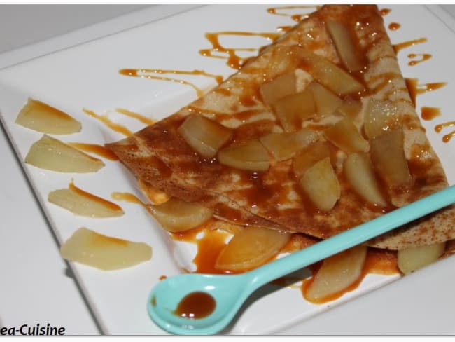 Crêpes Bretonnes poires et caramel beurre salé