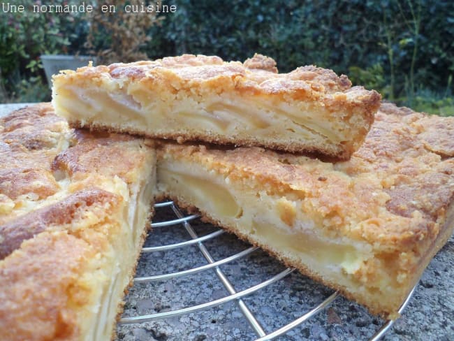 Gâteau aux pommes et son croustillant d'amandes