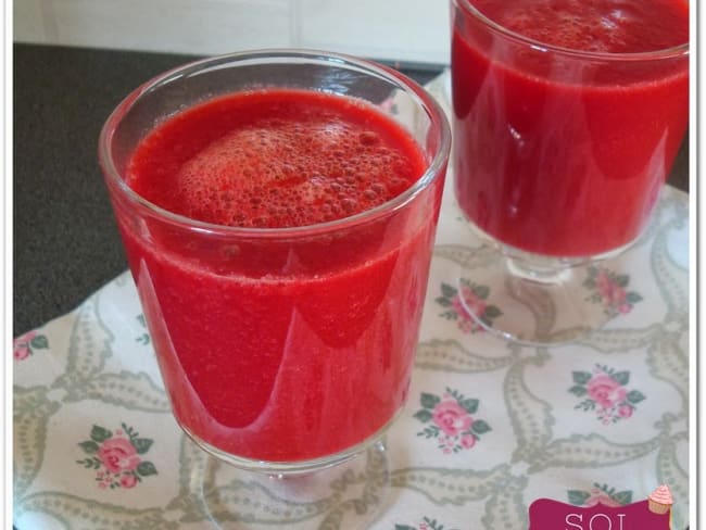 Jus detox orange sanguine, carotte, betterave et chia