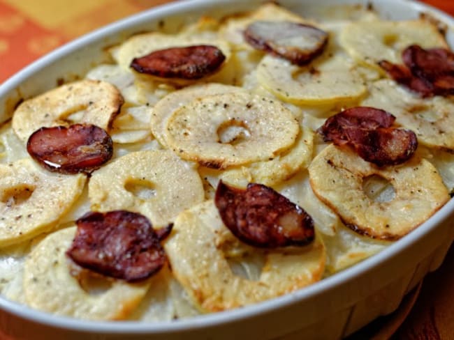 Gratin de céleri-rave aux pommes et au chorizo