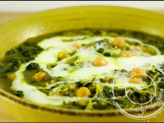 Soupe iranienne aux épinards