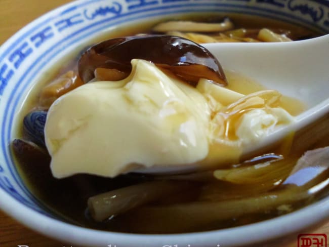 Tofu soyeux soupe shiitaké et fleurs de lys