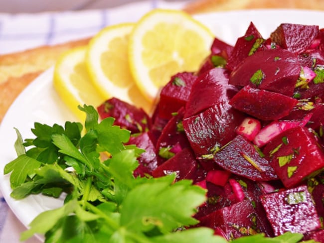 Salade de betteraves au miel et au cumin