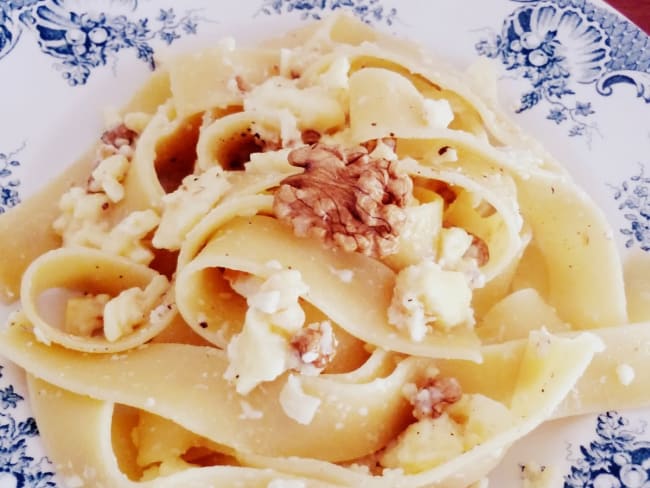 Pappardelle normandes au Camembert et aux Noix