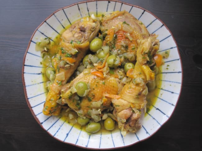 Tajine de poulet aux olives et kumquats confits