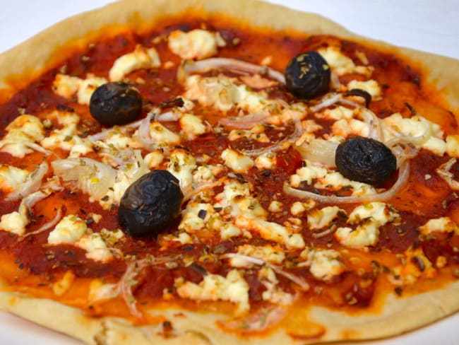 Pizza crétoise feta et olives