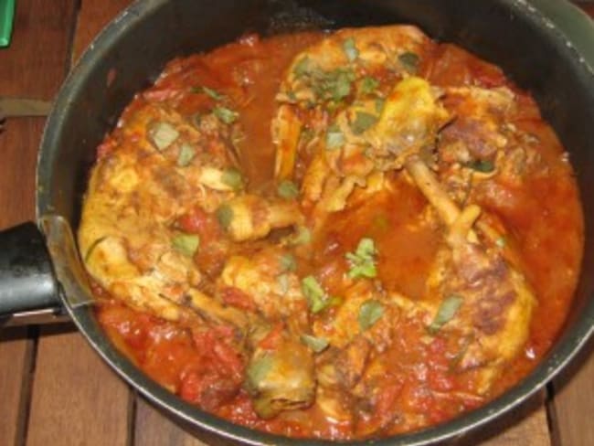 Tajine de poulet aux abricots et gingembre