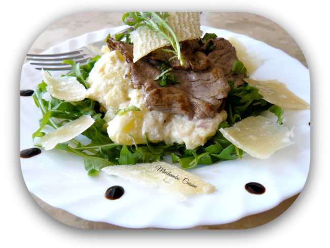 Salade de roquette et pommes de terre, carpaccio de boeuf