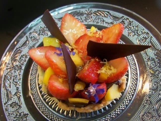 Tartelettes ganache, fraises, mangue et bergamote