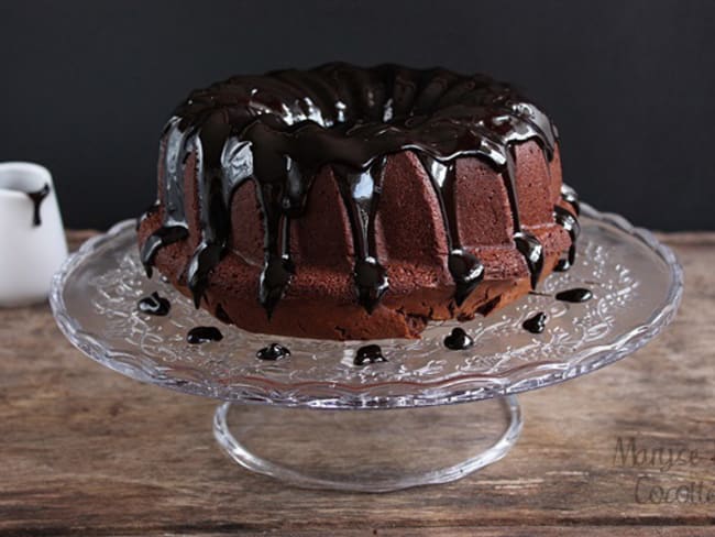 Bundt cake tout chocolat... pour un goûter gourmand.