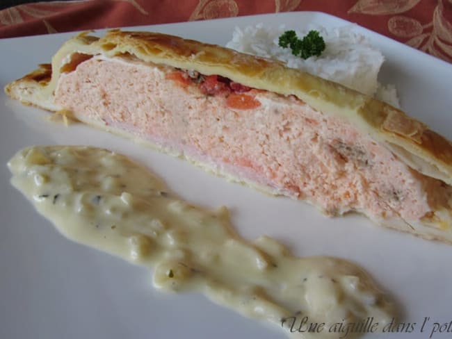 Feuilleté de saumon , sauce crémeuse à l'estragon