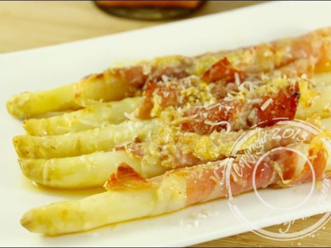 Asperges gratinées au jambon cru