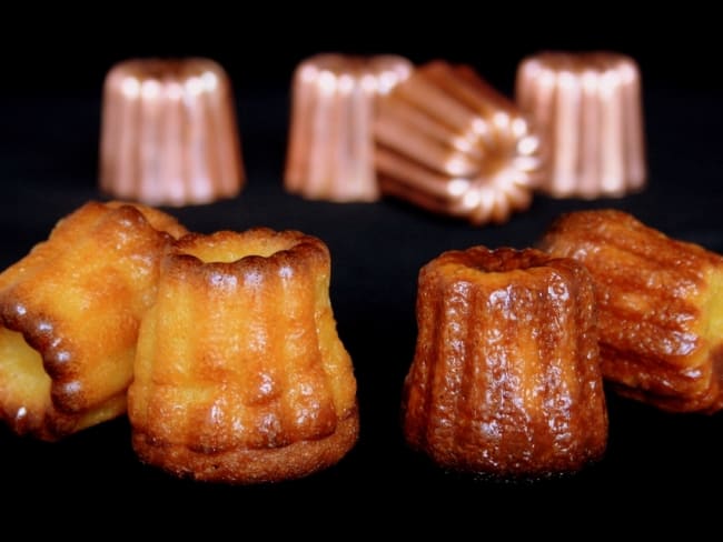 Cannelés bordelais