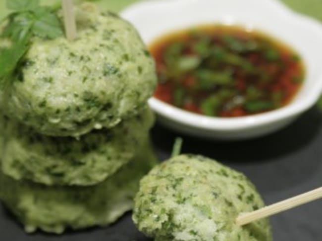 Bouchées poisson coriandre à la thaïlandaise et sauce pimentée