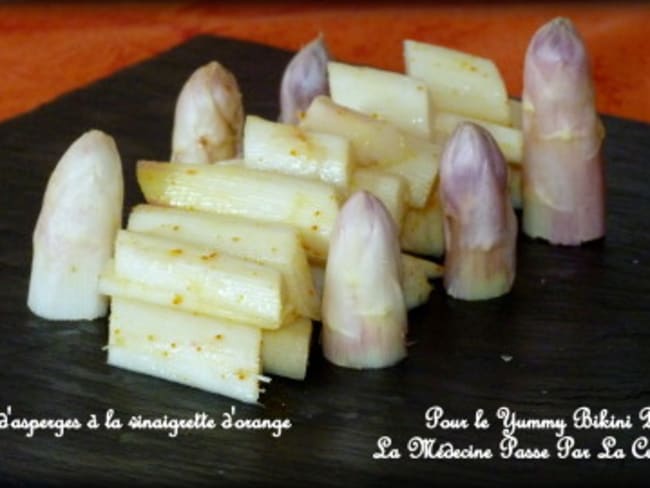 Fagot d'asperges violettes, marinade à la poudre d'oranges