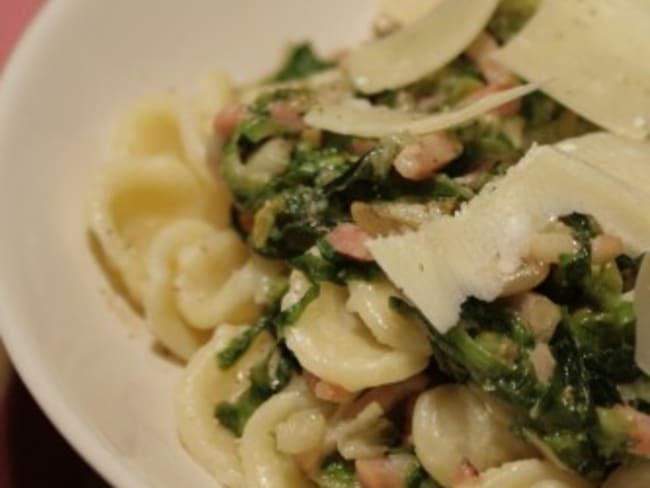 Orecchiette à la salade cuite, lardons et gorgonzola