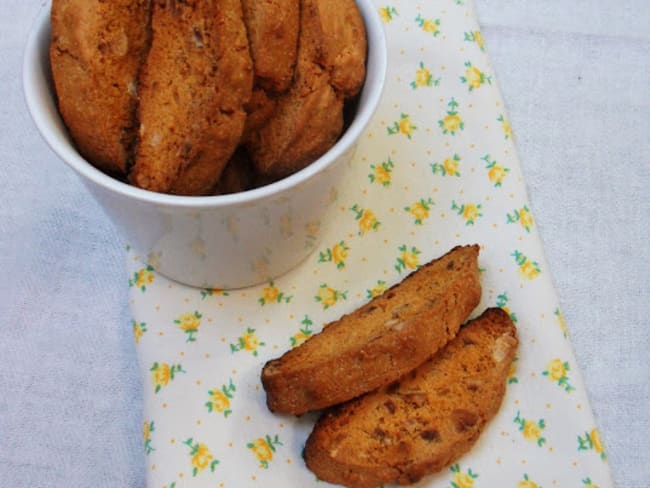 Biscotti aux noisettes