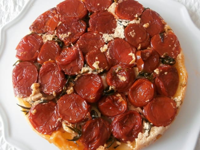 Tatin de tomates Romanella semi confites au chèvre, origan et thym doux