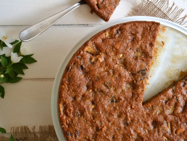 Gâteau aux pommes, pruneaux et noix de cajou