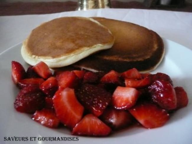 Pancakes au cottage-cheese et fraises