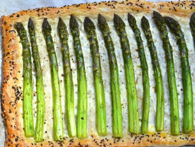 Tarte feuilletée asperges et fromage