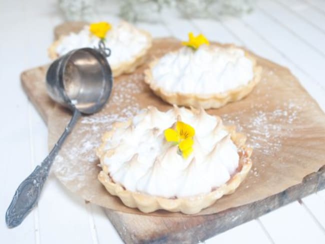 Tarte rhubarbe meringuée