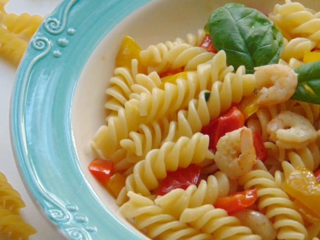 Fusilli, poivrons et crevettes