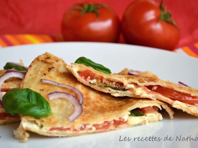 Quesadillas tomate, mozzarella, basilic