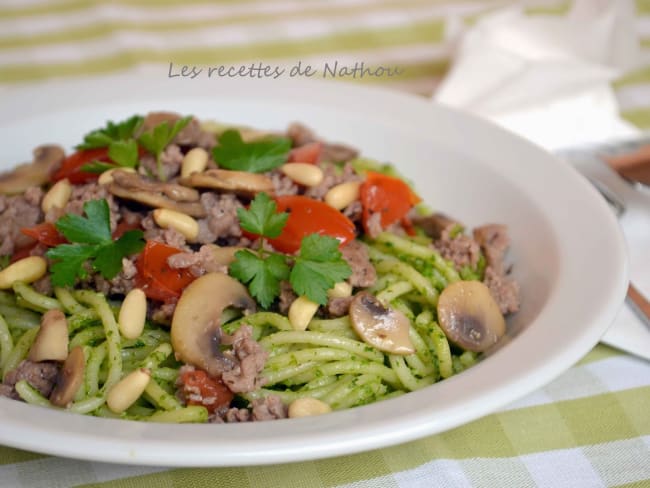 Spaghettis au pesto de persil