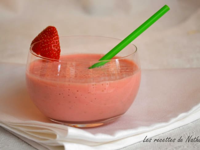 Lait vanillé à la fraise