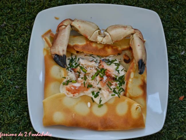 Crêpes salées au crabe et crème de carcasses de crabe au beurre salé