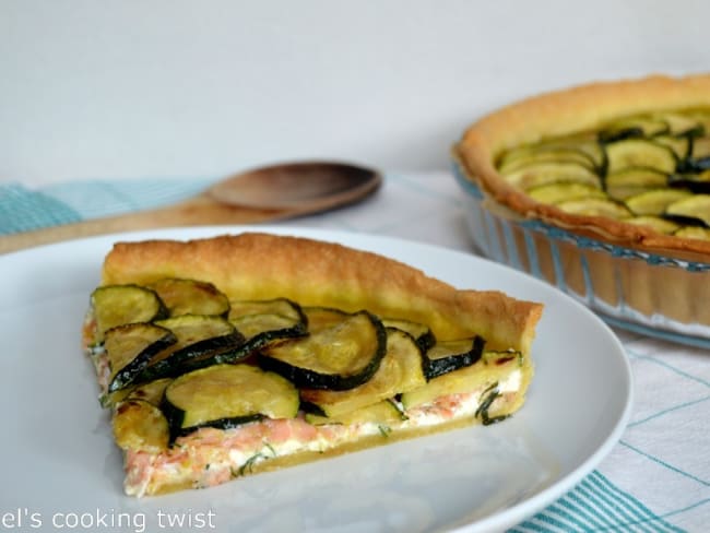 Tarte à la ricotta, au saumon et aux courgettes