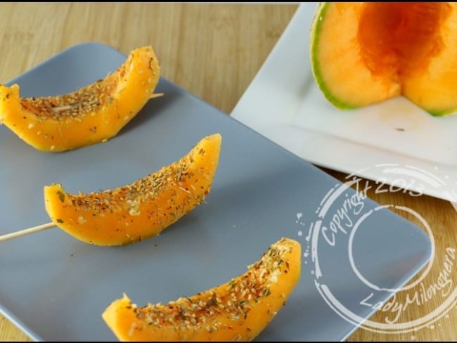 Brochettes de melon épicé