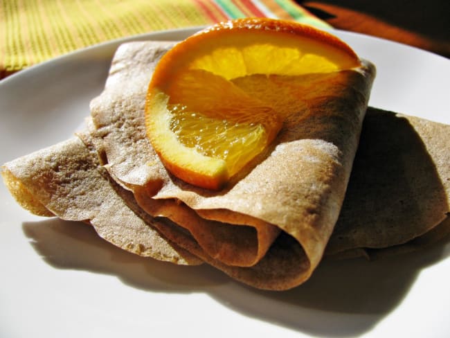 Crêpes sans gluten à la farine de teff et à l'eau de fleur d'oranger