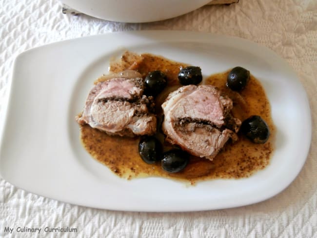 Filet mignon de porc farci à la tapenade noire