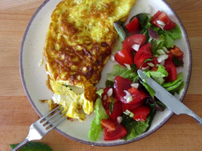 Omelette au chèvre frais et à la menthe