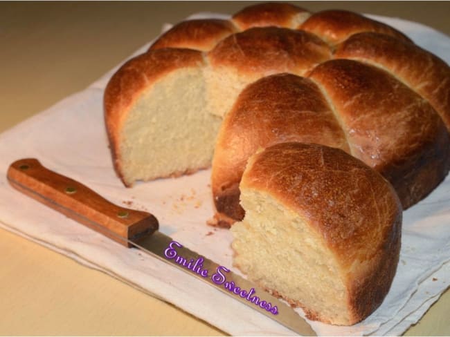 Brioche à la crème fraîche