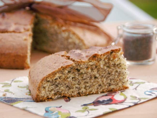 Gâteau moelleux aux amandes et pavot