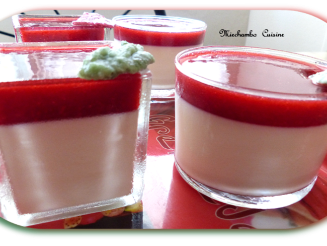 Pannacotta facile et rapide à la verveine, coulis de framboises à la rose