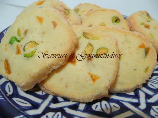 Biscuits marocains aux pistaches et abricots secs