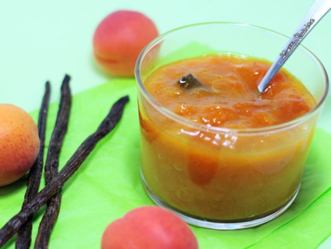 Compotée d’abricots du Valais à la vanille