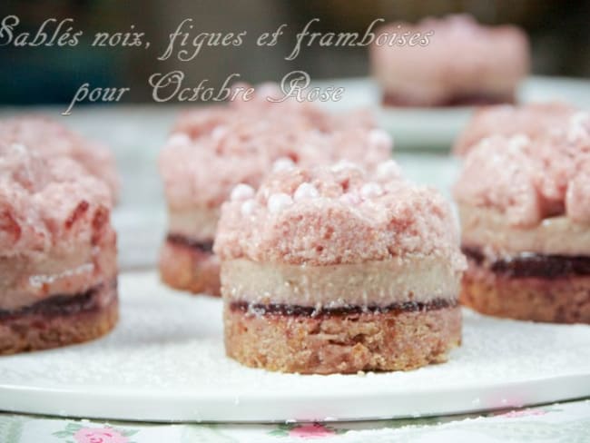 Sablés noix et framboise, panna cotta et nuage de guimauve à la figue