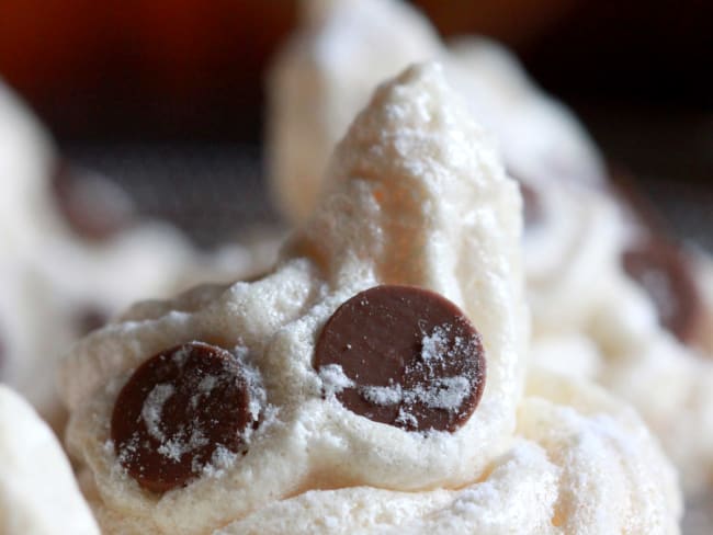 Meringues fantômes pour fêter halloween