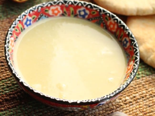 Velouté de pistaches et de poireaux