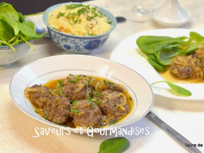 Tajine de boulettes de viande.