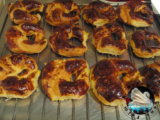 Croissants au praliné et fleur d'oranger au robot pâtissier