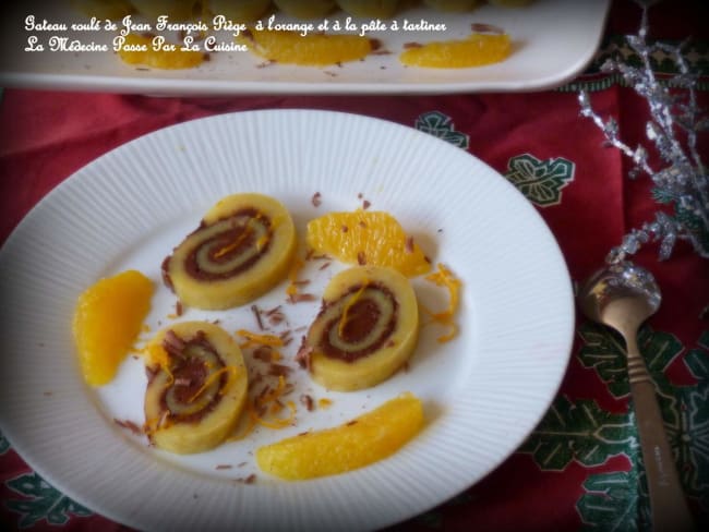 Gâteau roulé à l'orange et à la pâte à tartiner