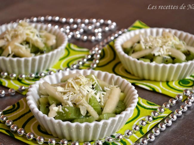 Salade de poires et kiwis au chocolat blanc