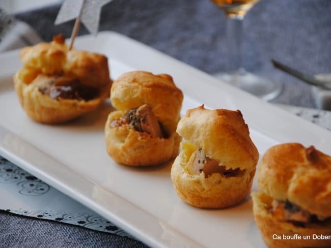 Mini choux au foie gras